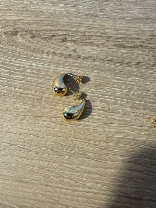 Dainty Drop Studs